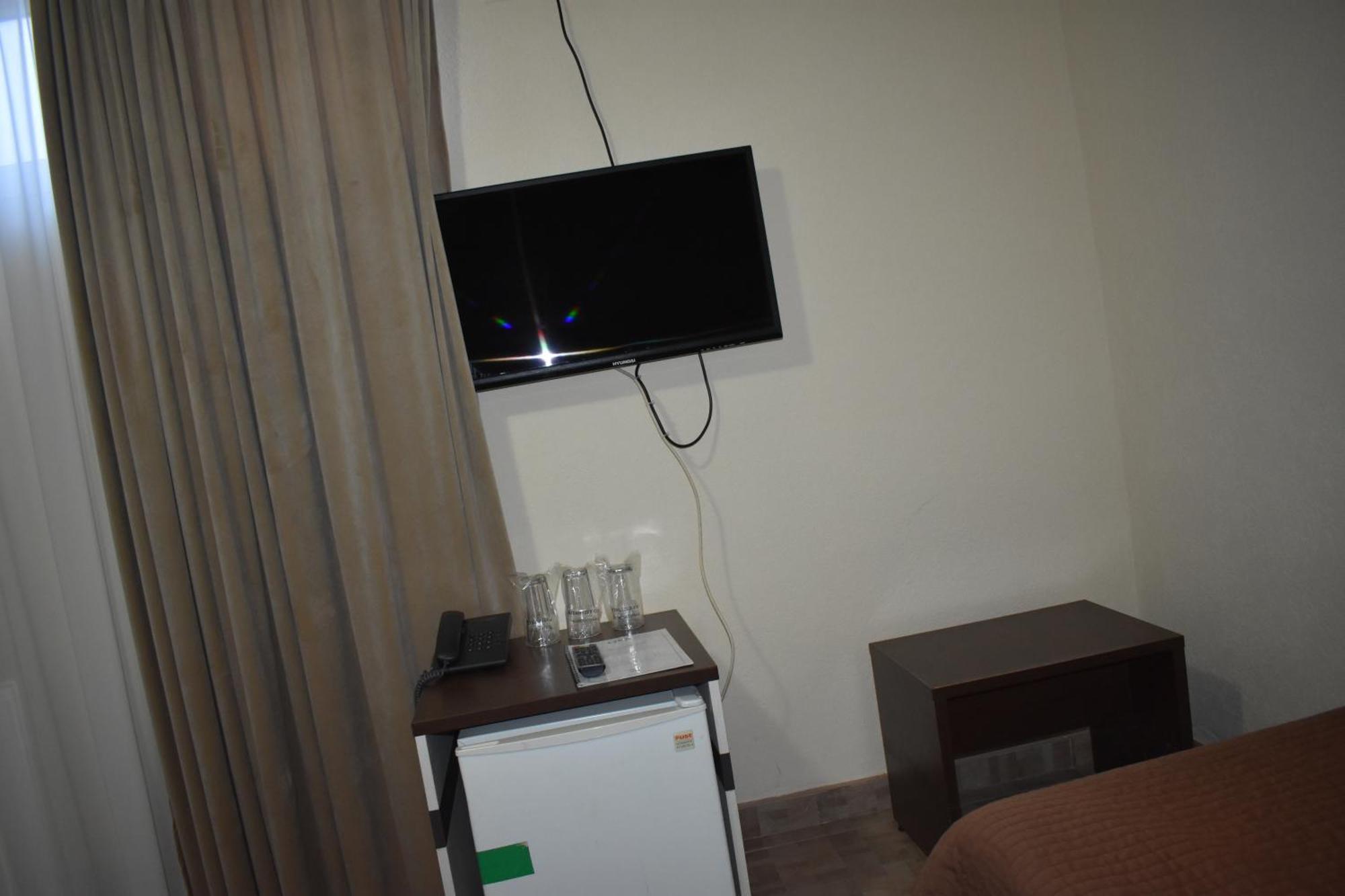 Garni Hotel Lion Jagodina Exterior foto